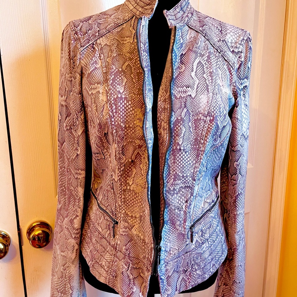 White House Black Market Gray and Cream Blazer with Stand-Up Collar